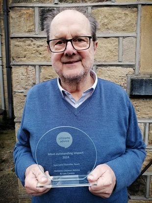 Joe Power of Kirklees Law Centre with the Citizens Advice Award.